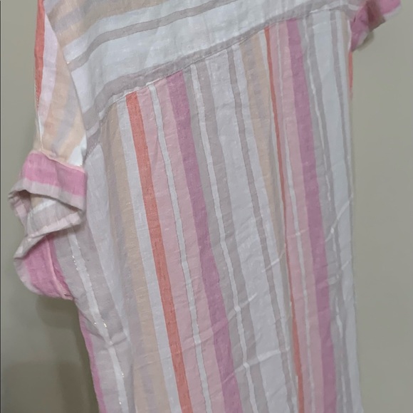 womens blouse - Picture 2 of 4